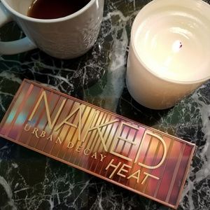 Urban Decay Naked Heat Palette